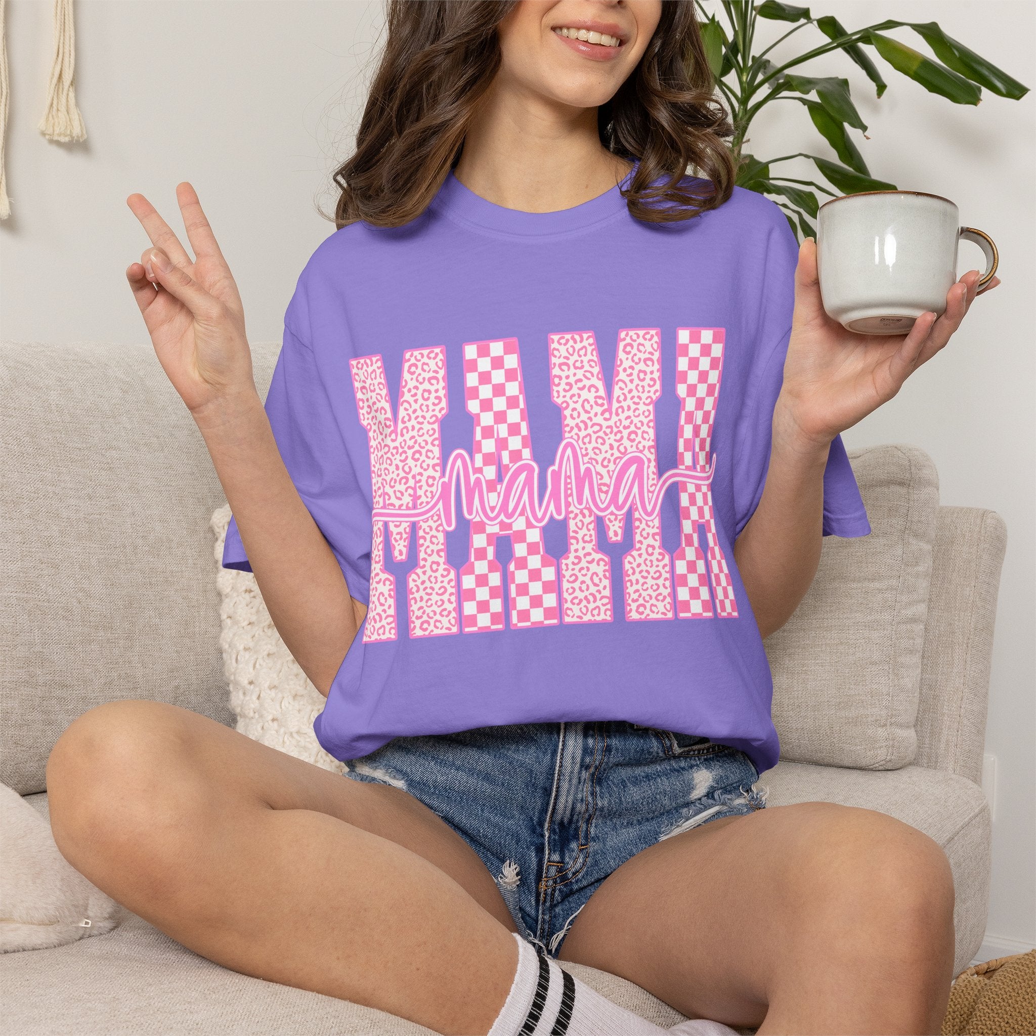 Hawaii Pink Checkerboard Graphic T-Shirt